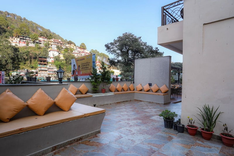 Hotel Vinsober Monal, Nainital, India