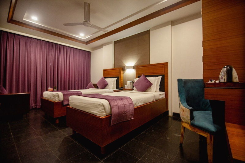 Hotel Punjab Palace, Raipur, India