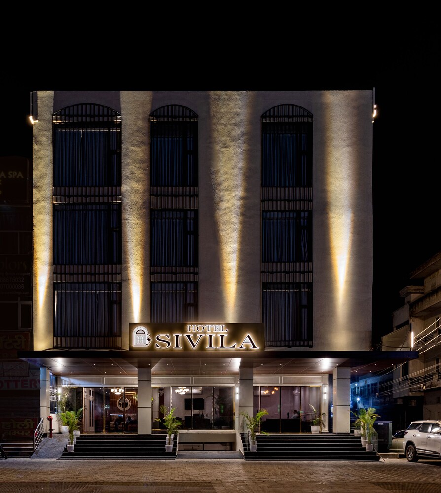 Hotel · Hotel Sivila, Dera Bassi
