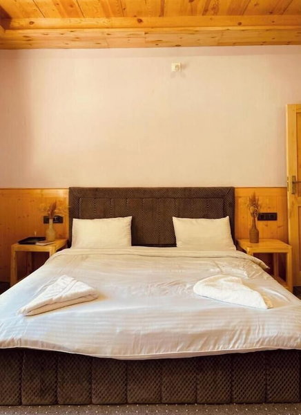 Lzawa Residency, Leh, India