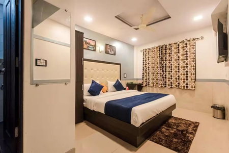 Hotel Akasa Inn Near T2 International Airport Mumbai, Mumbai, India