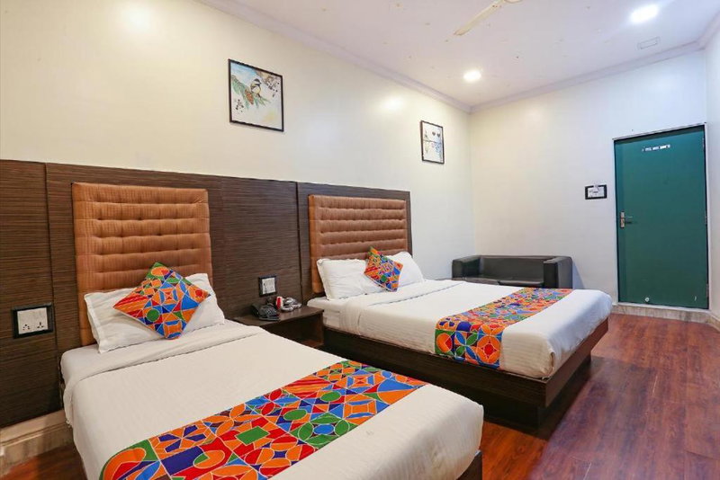 Hotel Akasa Inn Near T2 International Airport Mumbai, Mumbai, India