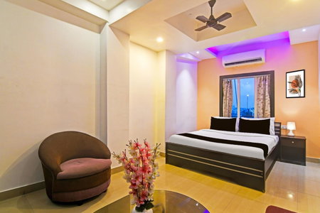 Super Hotel O Baguiati Formerly GR Hospitality, Kolkata, India