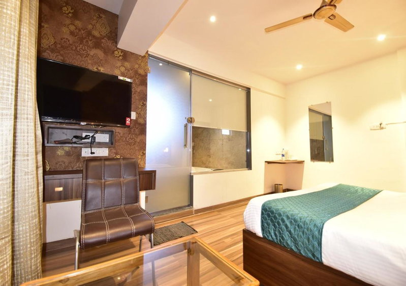 Hotel Candor Amigo Airoli Mind Space, Navi Mumbai, India