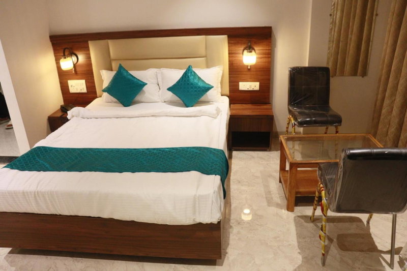 Hotel Candor Amigo Airoli Mind Space, Navi Mumbai, India