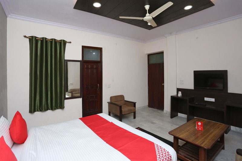Hotel Maharana Palace, Mathura, India