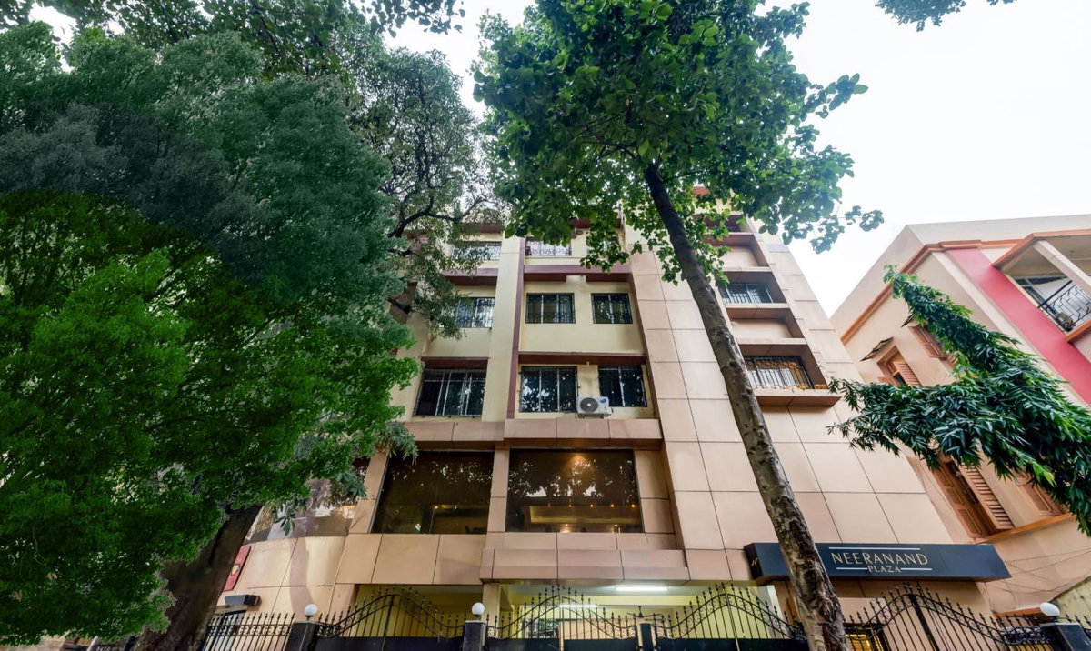 Hotel · Itsy Hotels Neeranand Plaza, Bhawanipur, Kolkata