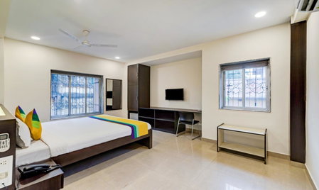 Itsy Hotels Neeranand Plaza, Bhawanipur, Kolkata, India