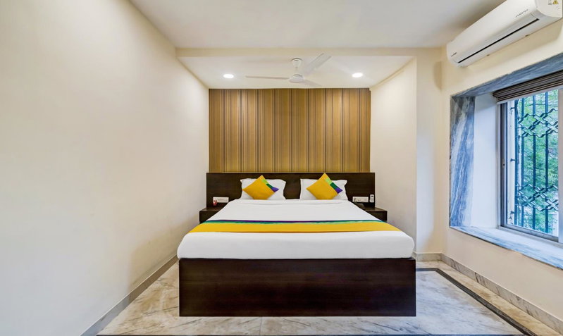 Itsy Hotels Neeranand Plaza, Bhawanipur, Kolkata, India