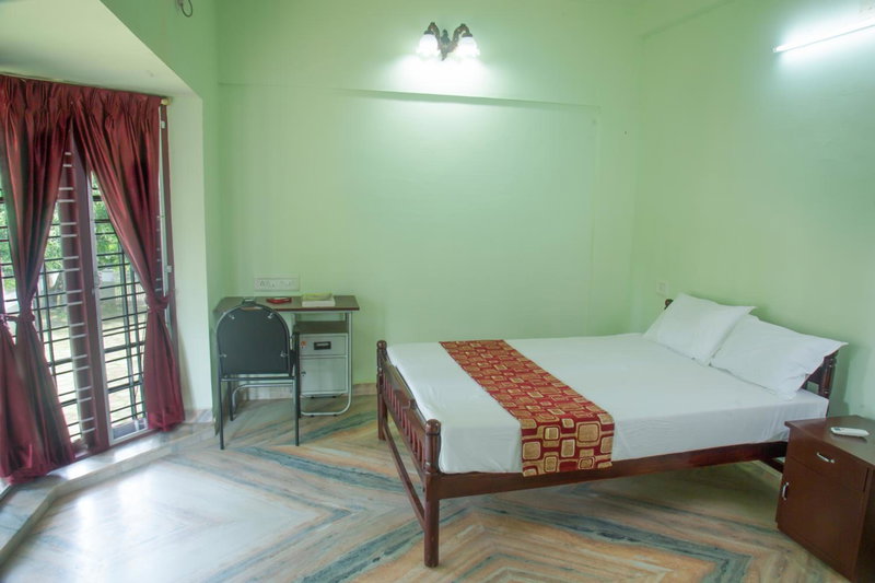 Lake County Heritage Home, Cochin, India