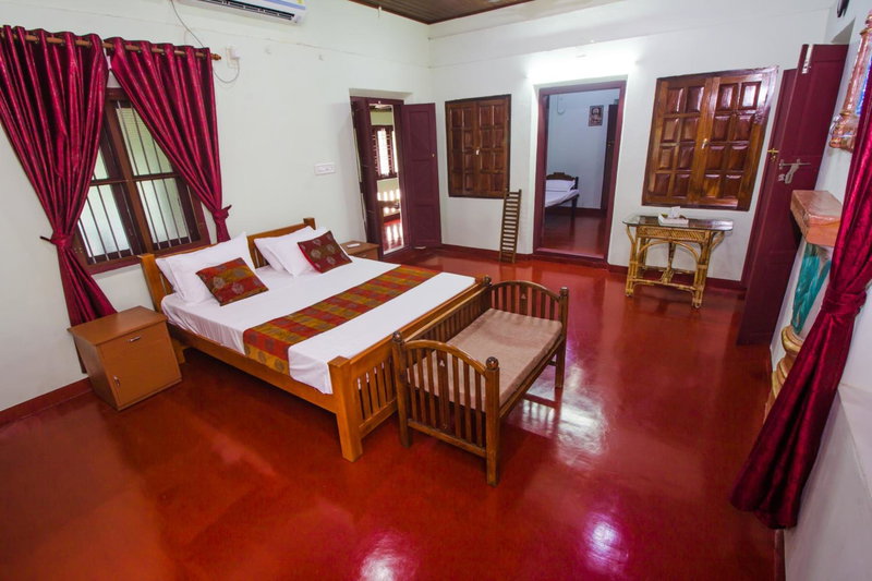 Lake County Heritage Home, Cochin, India