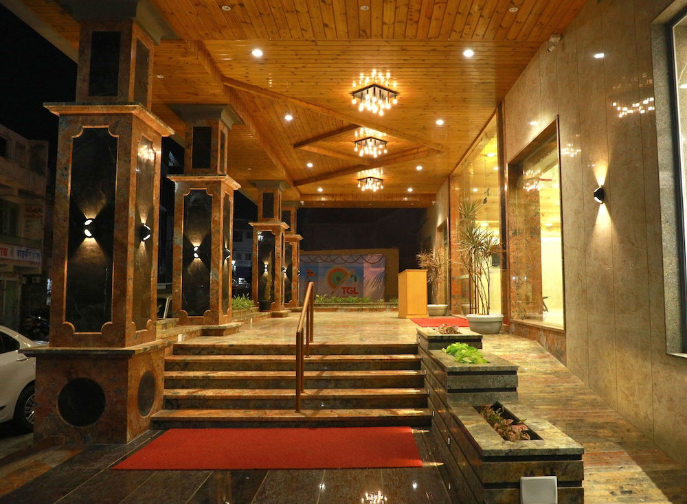 Hotel The Grand Ladhukara, India