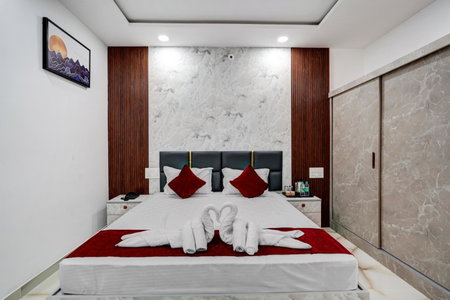 HOTEL SKY BLUE AND SUITEs, Bangalore, India
