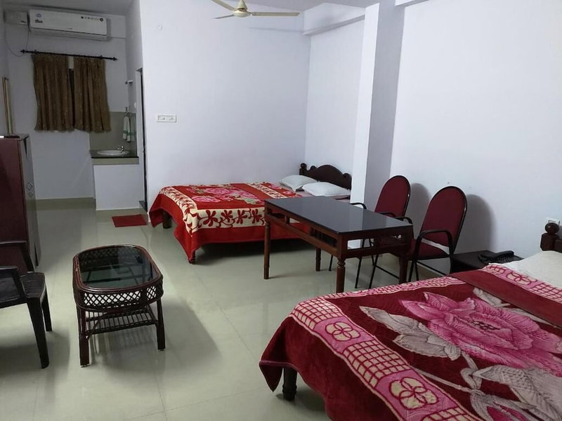 Dubai Hotel Kumarakom, Kottayam, India