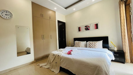 BluO Classic Studio DLF CyberCity - Kitchen, Balcony, Lift, Gurgaon, India