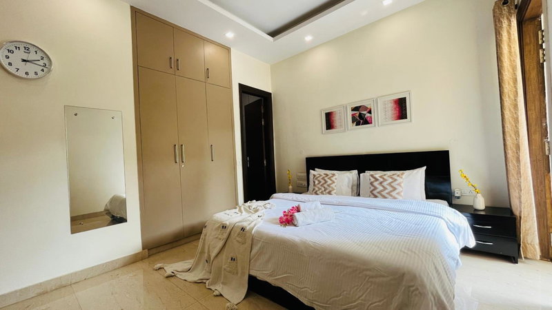 BluO Classic Studio DLF CyberCity - Kitchen, Balcony, Lift, Gurgaon, India