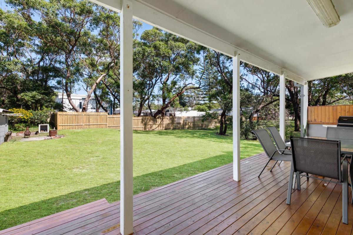 Abode Callala Beach Jervis Bay - 100m to Beach!, Australia