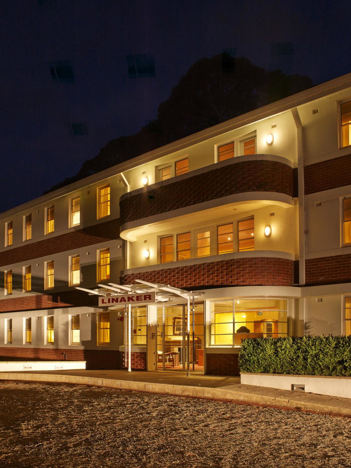 Hotel · Linaker Art Deco Motel, Beechworth