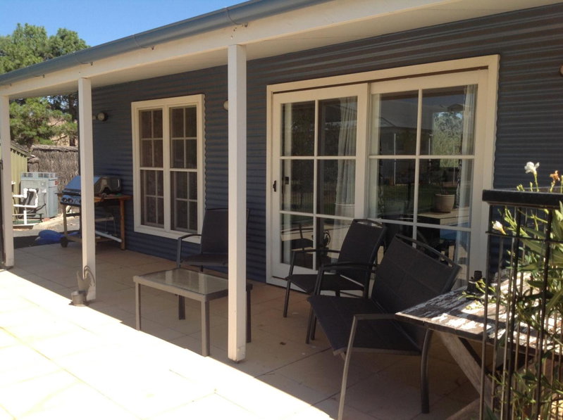 Amazing Views Pet Friendly Bed and Breakfast, Yass, Australia