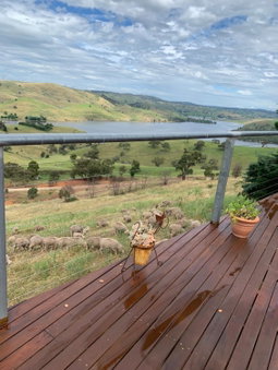 Amazing Views Pet Friendly Bed and Breakfast, Yass, Australia