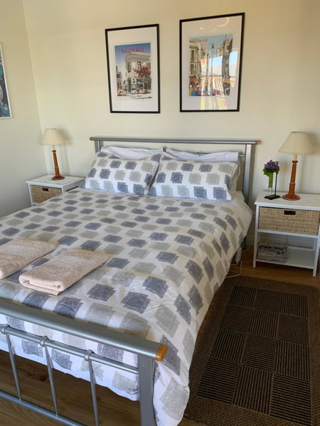 Amazing Views Pet Friendly Bed and Breakfast, Yass, Australia
