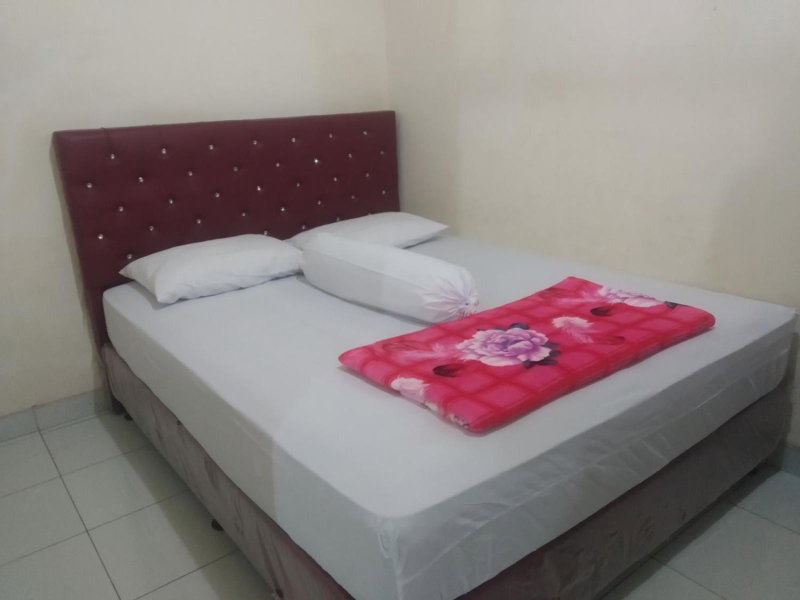 Modern indekos Cilegon Syariah Near Hospital Krakatau Medika Redpartner, Grogol, Indonesia