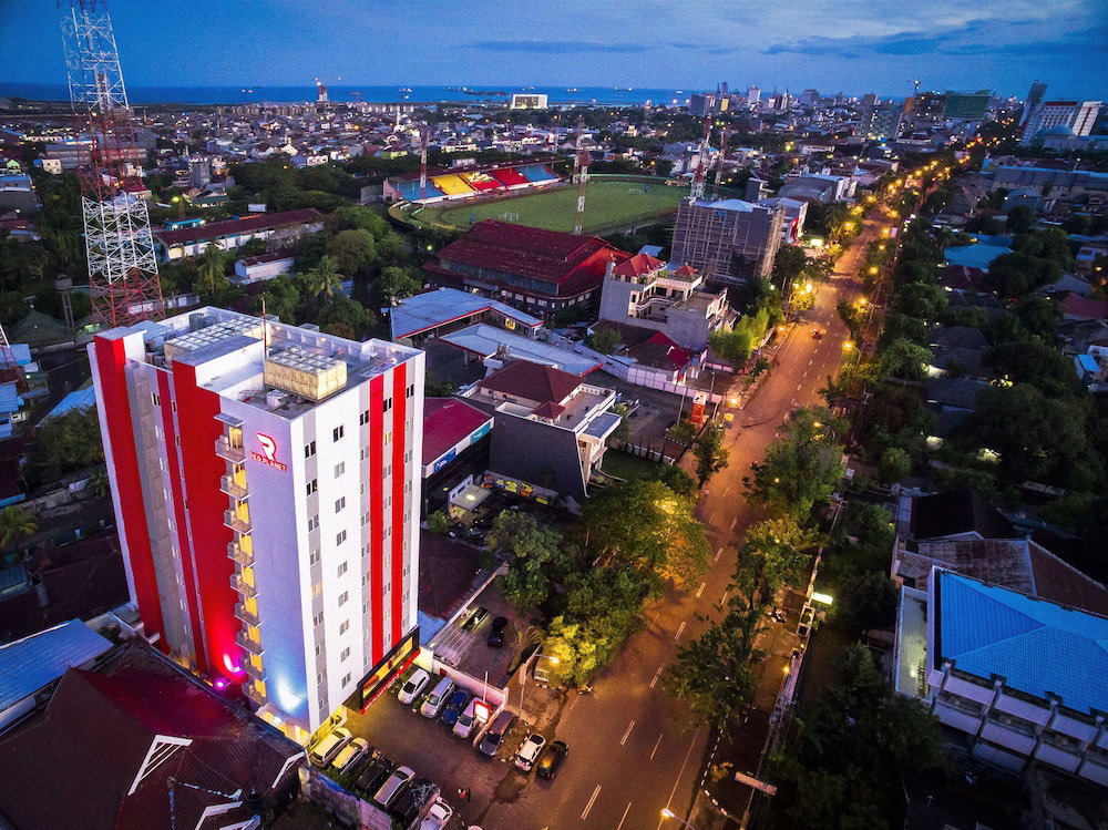 Monoloog Hotel Makassar, Indonesia