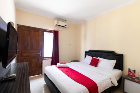 RedDoorz @ Raya Janti Yogyakarta, Yogyakarta, Indonesia