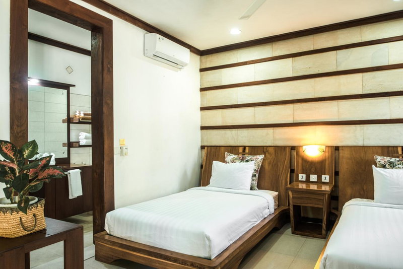 Segara Beach House Villa - Kuta, Kuta, Indonesia