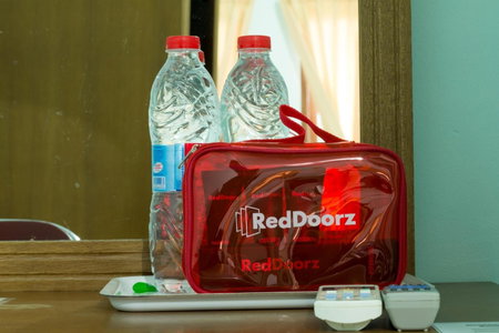 RedDoorz near Cilandak Town Square, Jakarta, Indonesia