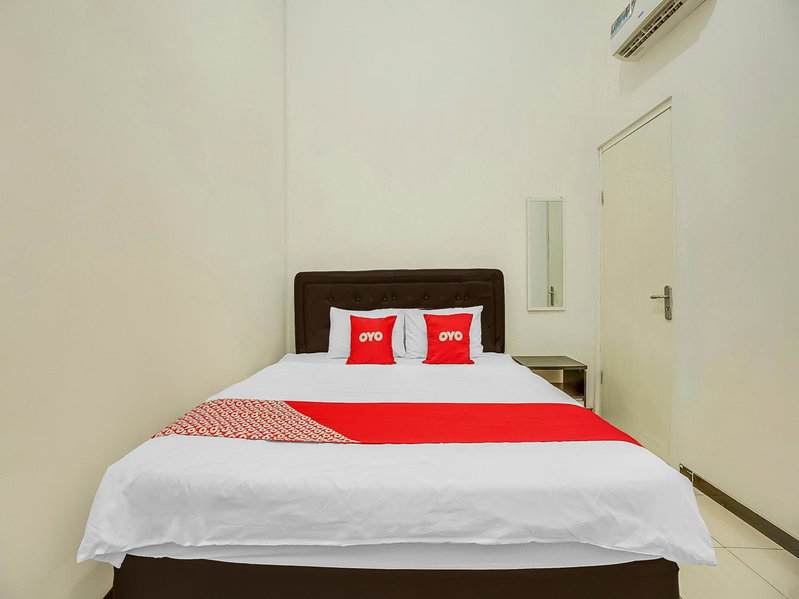 Hotel O Happy Homestay Syariah, Malang, Indonesia