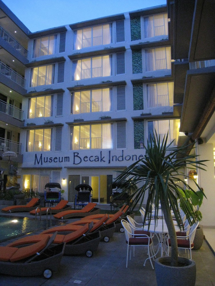 Losari Sunset Hotel, Indonesia