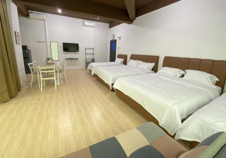 CN Homestay C2 Floor 3 at Nagoya Hill Mall, Nagoya, Indonesia