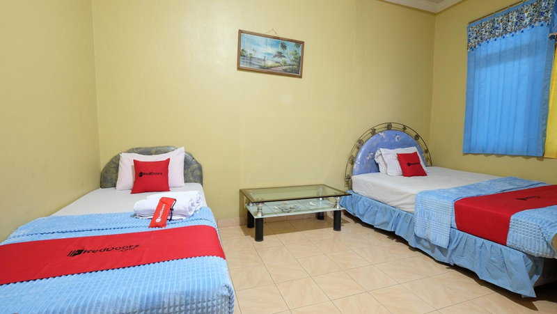 RedDoorz near Mangrove Forest Kupang, Kupang, Indonesia