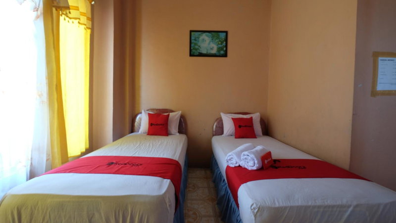 RedDoorz near Mangrove Forest Kupang, Kupang, Indonesia