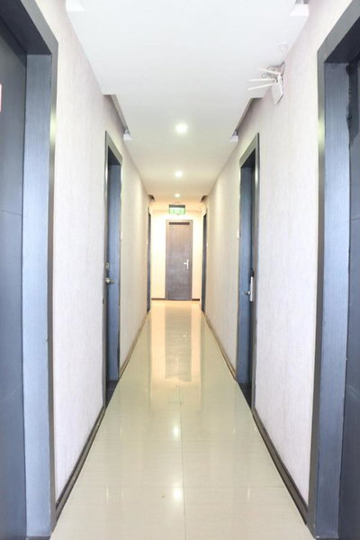 CREW EXPRESS Hotel, Lubukpakam, Indonesia