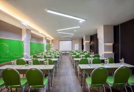 MAXONE Tidar Surabaya, Surabaya, Indonesia