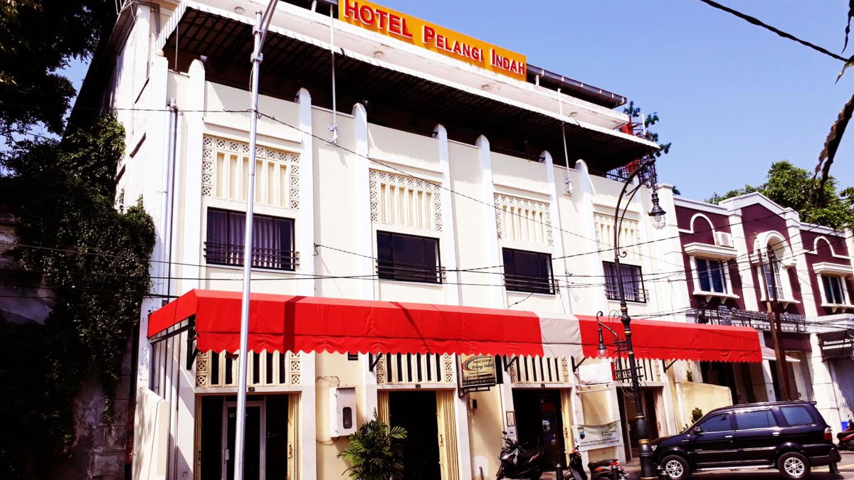 Hotel Pelangi Indah, Индонезия