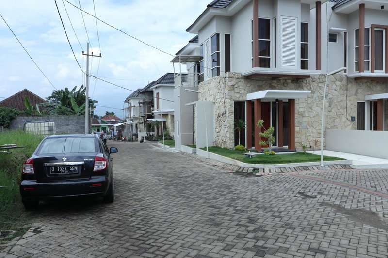 Villa Holiday by Masterpiece Villa, Batu, Indonesia