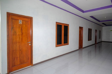 Urbanview Syariah Zidney 3 Salatiga by RedDoorz, Salatiga, Indonesia