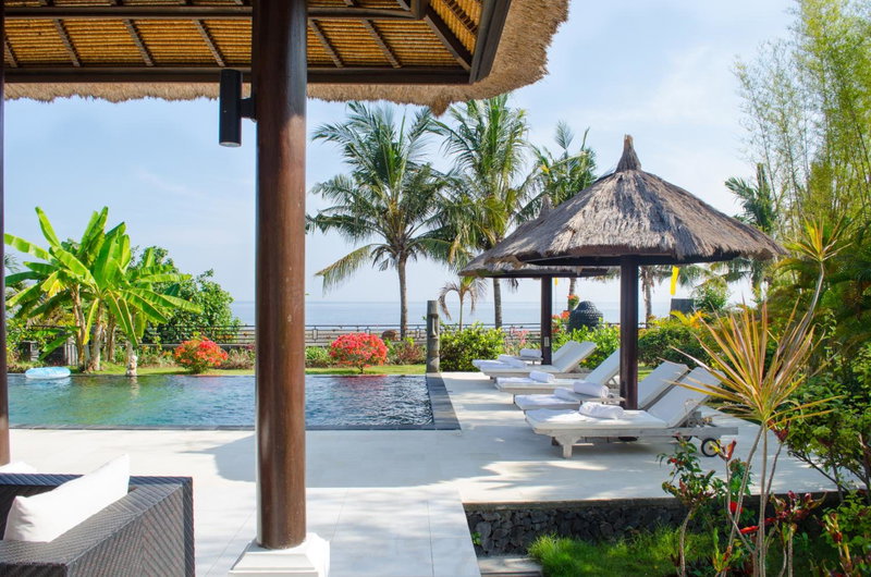 Villa Danison, Umeanyar, Indonesia