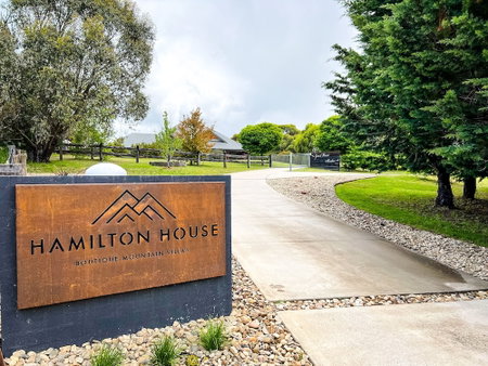 Hamilton House - Snowy Mountains, Jindabyne, Australia