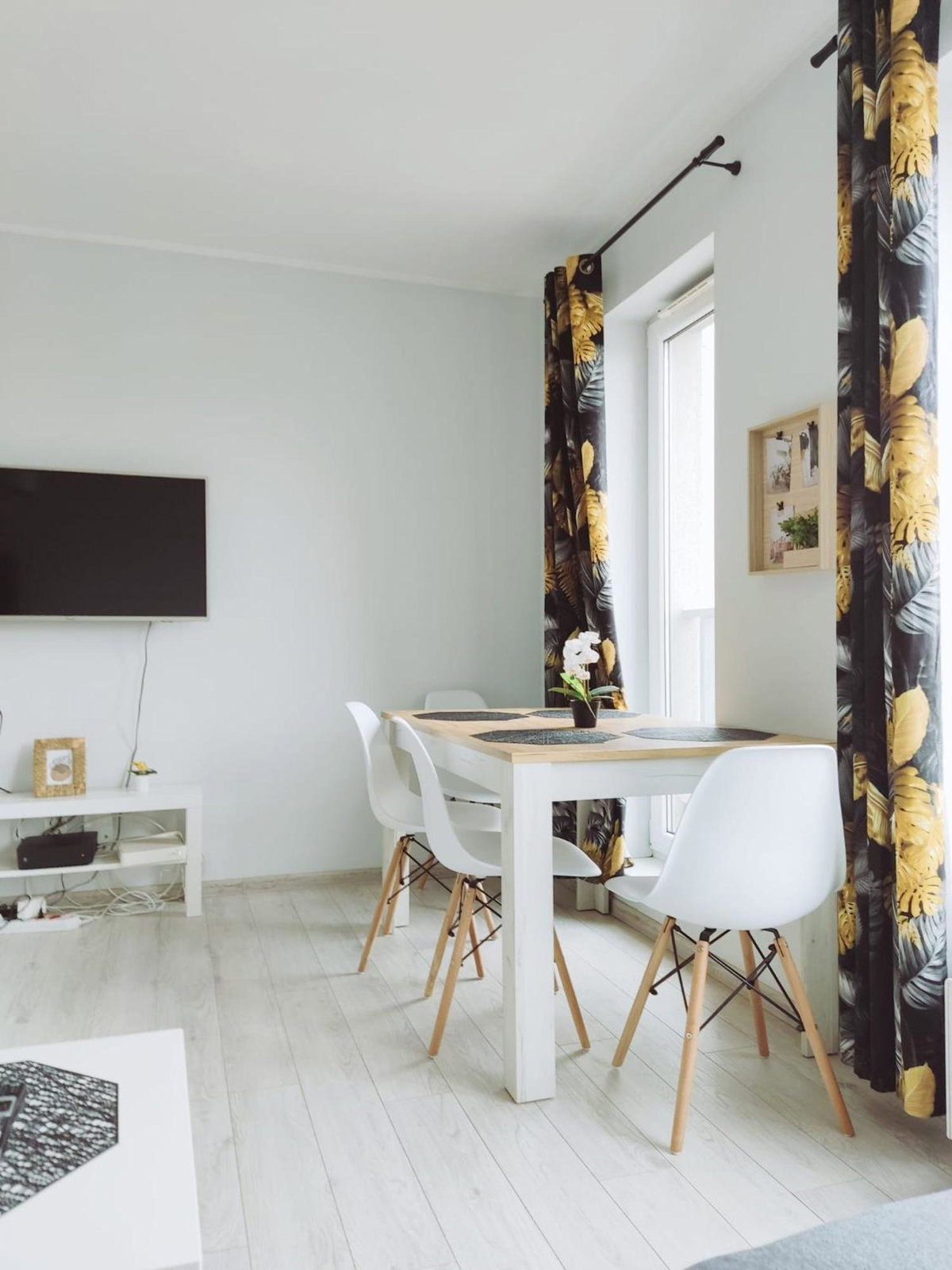 Apartament D2, Pologne