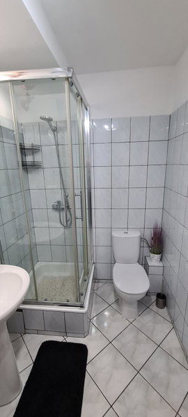 Quiet Basement Apartment, Poznań, Poland