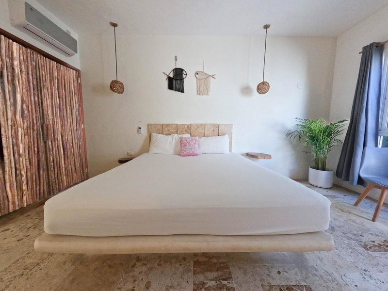 Tesoro Escondido, Playa del Carmen, Mexico