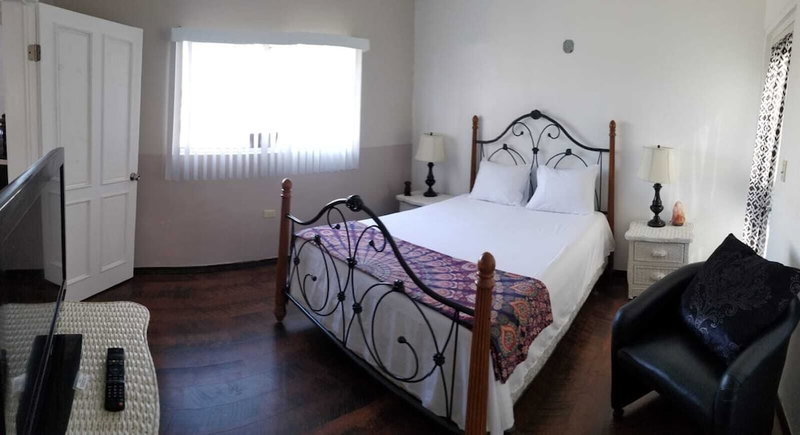 De Alamo Hostile - Hostel, Tijuana, Mexico