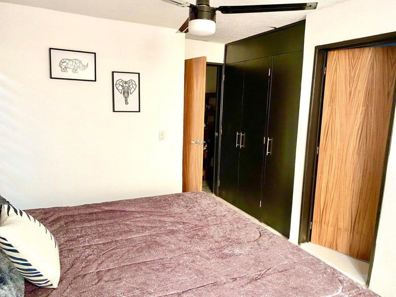 Planta Baja Enorme, Jardín, Parking, Hasta 11 Pax, Guadalajara, Mexico