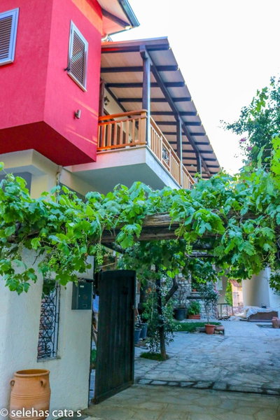 KoNaKaRi Garden, Stavros, Greece
