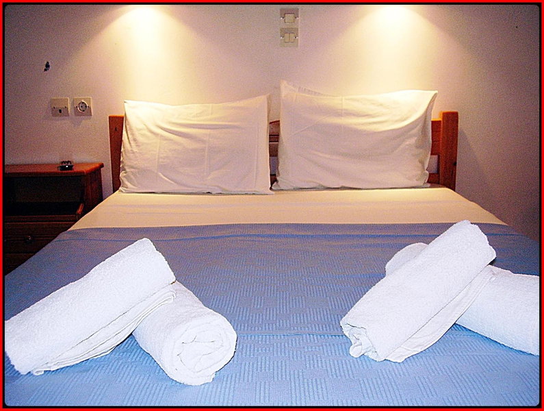 Blue Lake Holiday Homes - Keri Summer Escape, Kerion, Greece