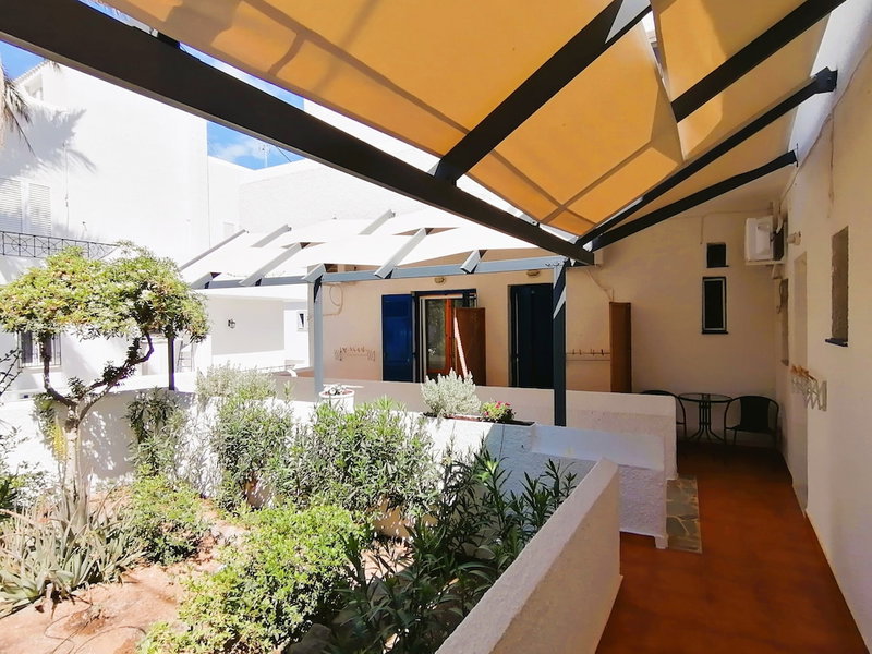 Perdika Mare Guesthouse, Aegina, Greece